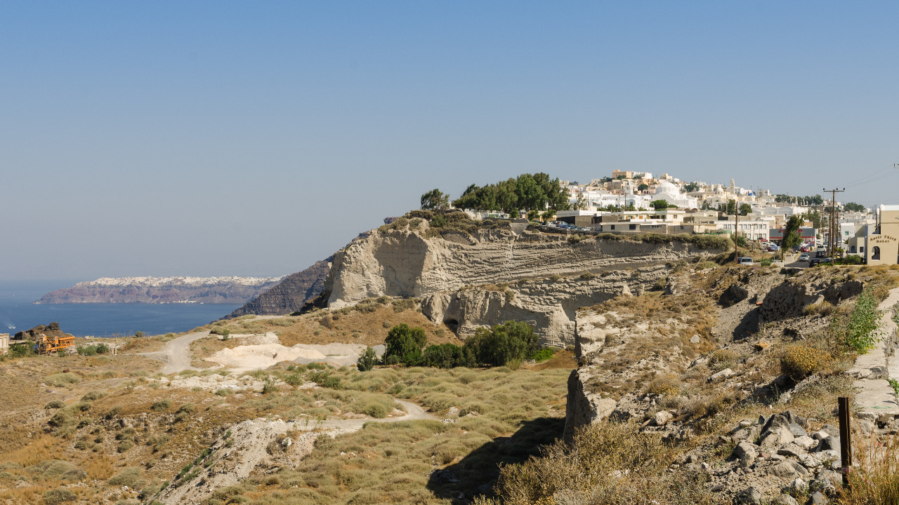 Fira to Oia Cliffside Trail